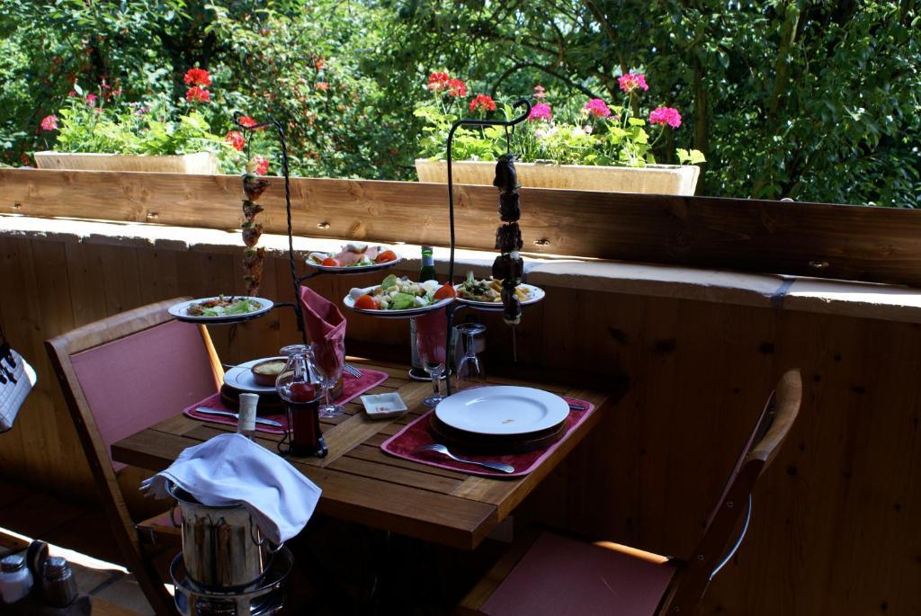 Le Relais De L'Abbaye Hotel Tournus Ngoại thất bức ảnh