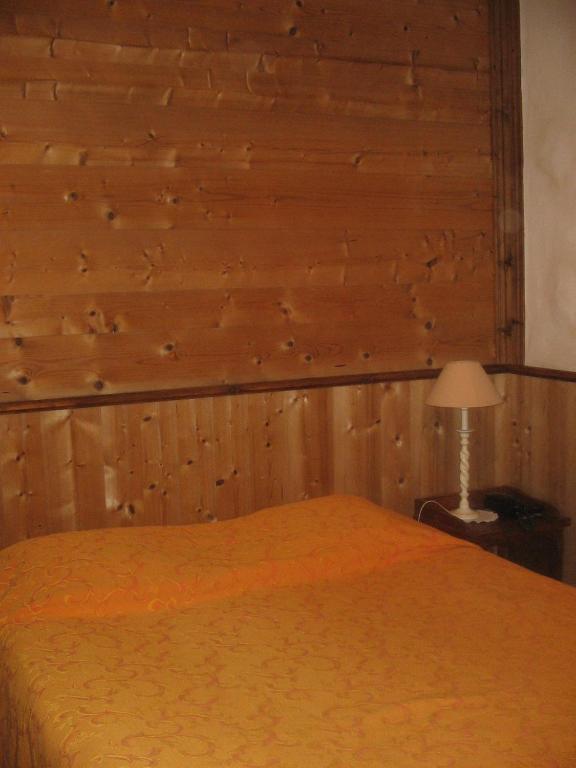 Le Relais De L'Abbaye Hotel Tournus Phòng bức ảnh