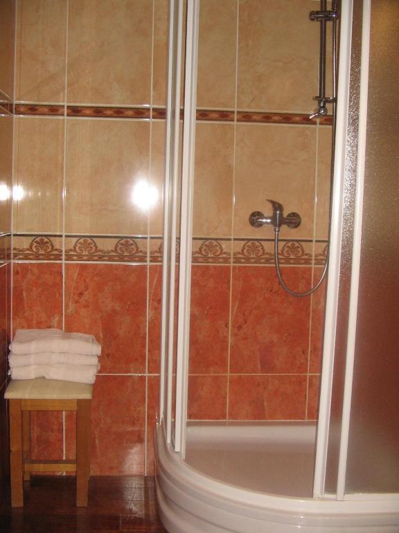 Le Relais De L'Abbaye Hotel Tournus Phòng bức ảnh